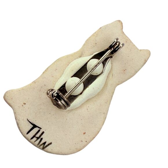 Blue & White Cat Brooch Pin 1 3/8" Signed THW Cute Kitty Kitten - Picture 9 of 13